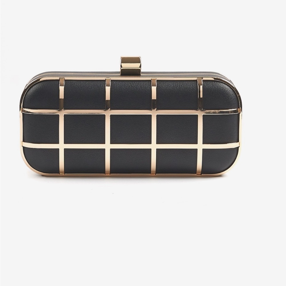 Noir Luxe, smooth black with gold tone